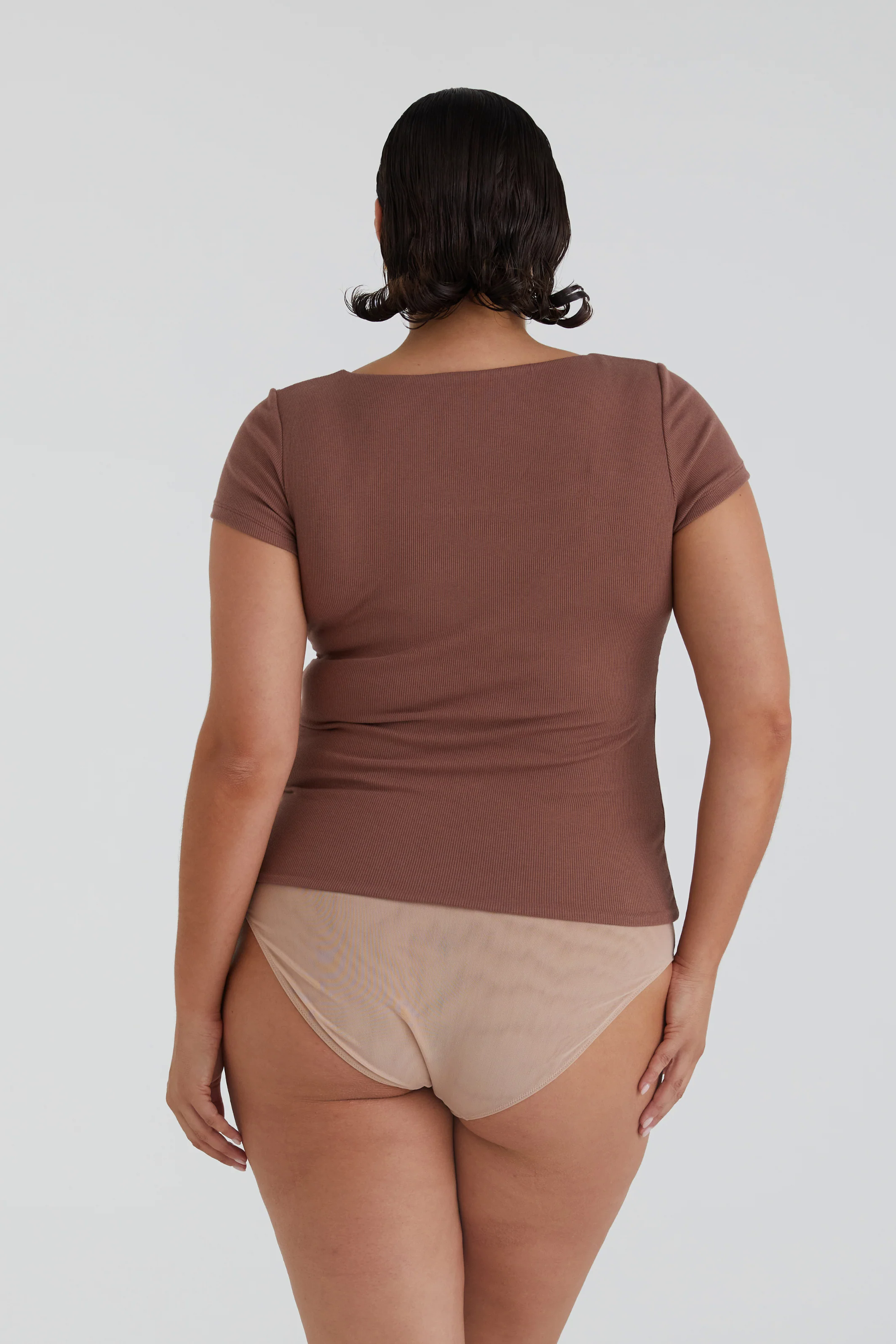 Busty Basics - T-shirt