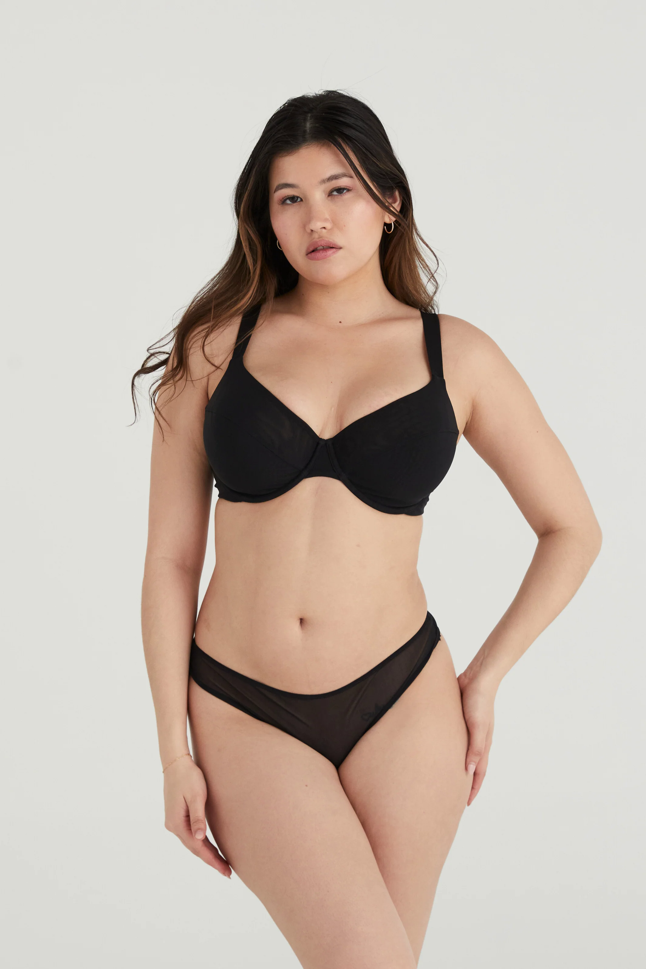 BUSTY BASICS KNICKERS - G-STRING - BLACK