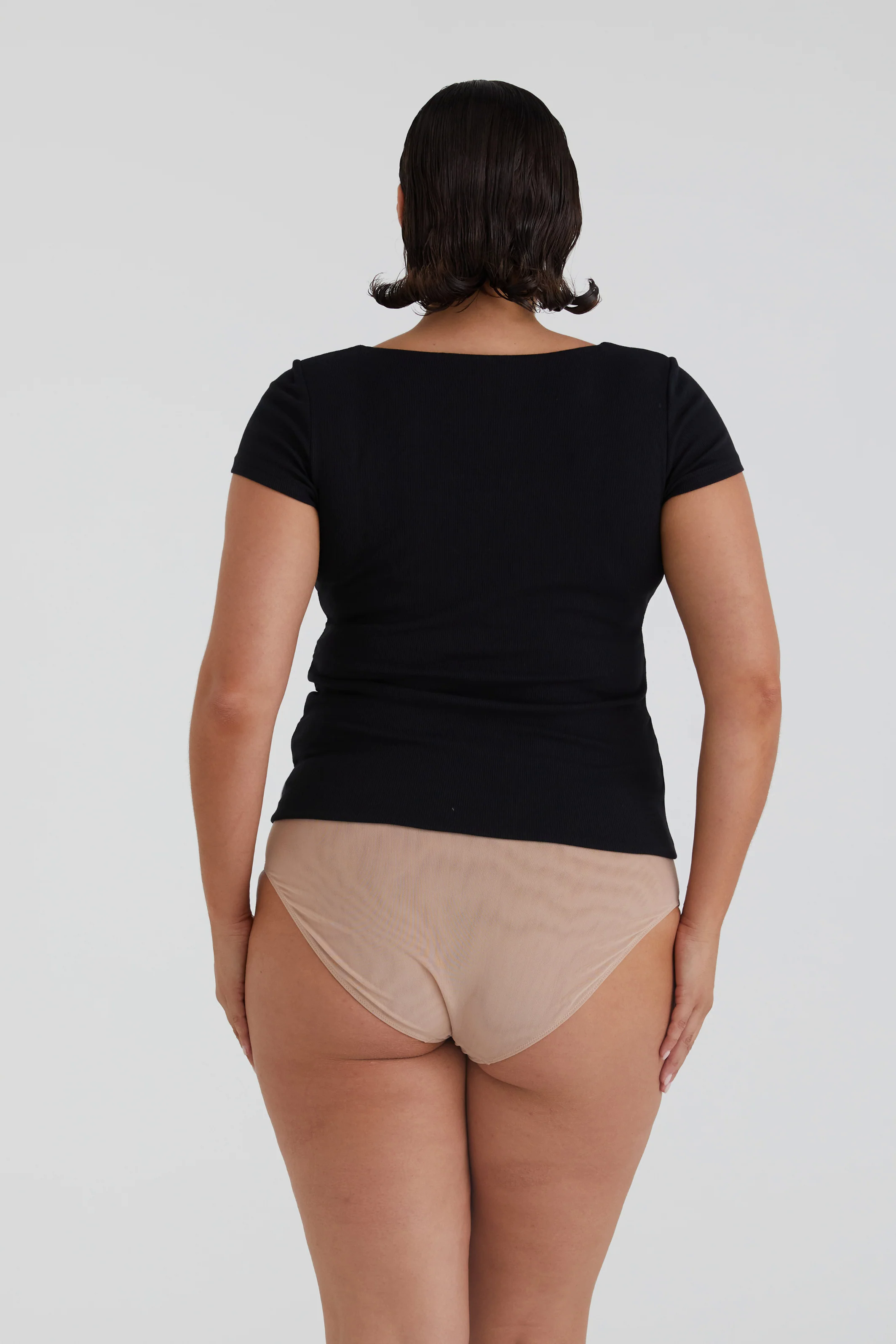 Busty Basics - T-shirt