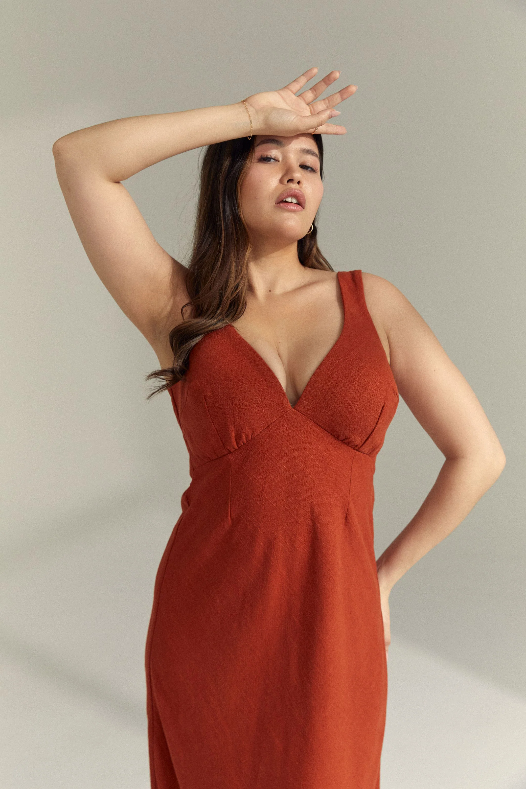 HEIDI MIDI DRESS HEIDI MIDI DRESS